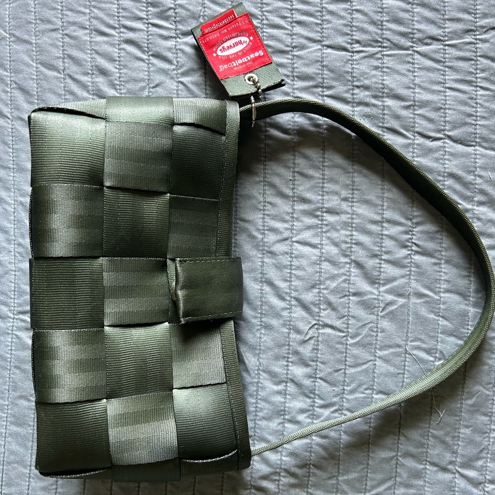 Harvey’s seatbelt back